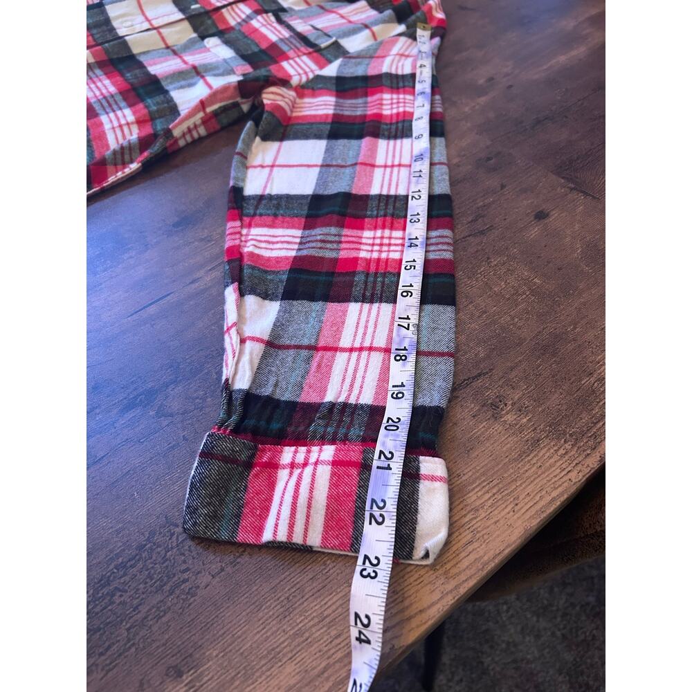 Women’s Super Soft Lightweight Loose Fitting Holiday Red & Green Winter Flannel - Picture 6 of 10